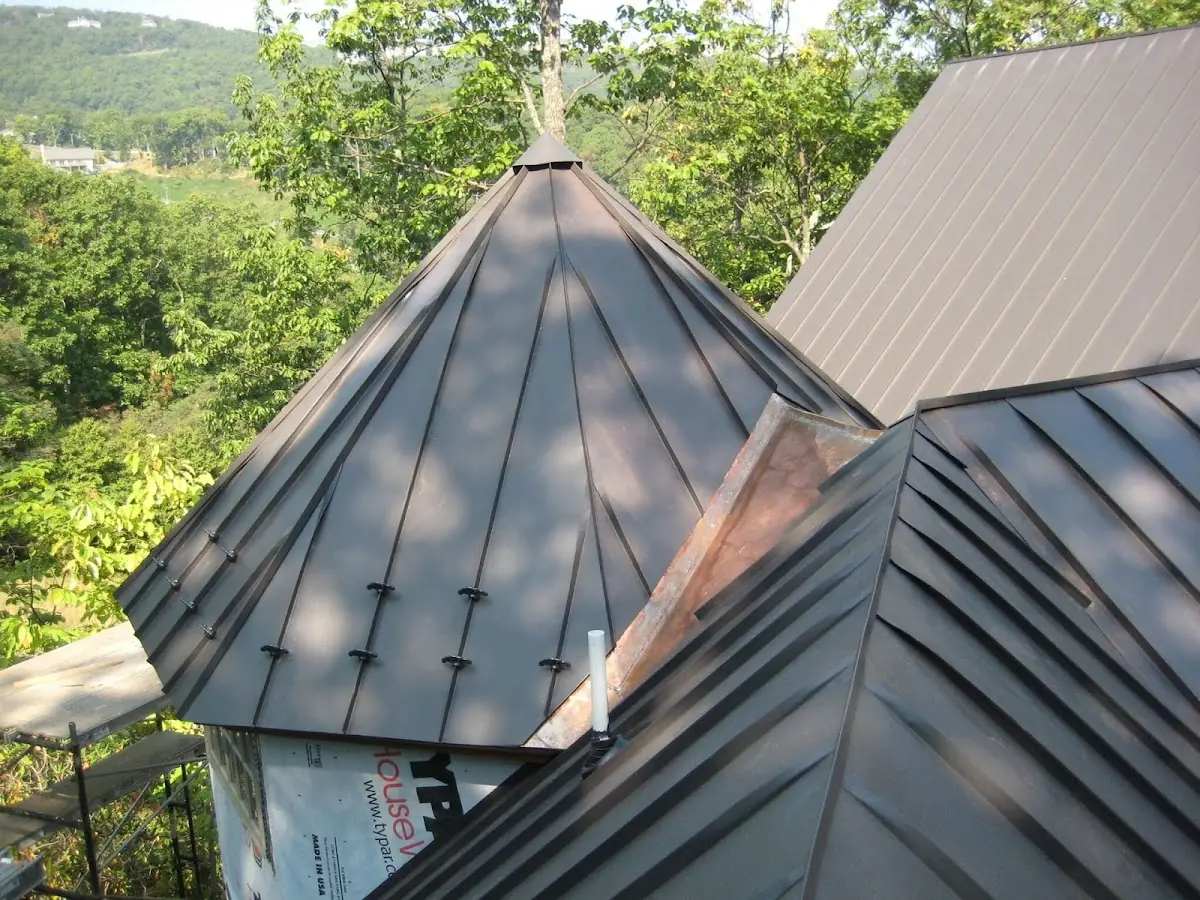 Professional Roof Tarp Installation by Craftsman Roofing in Rabbit Run